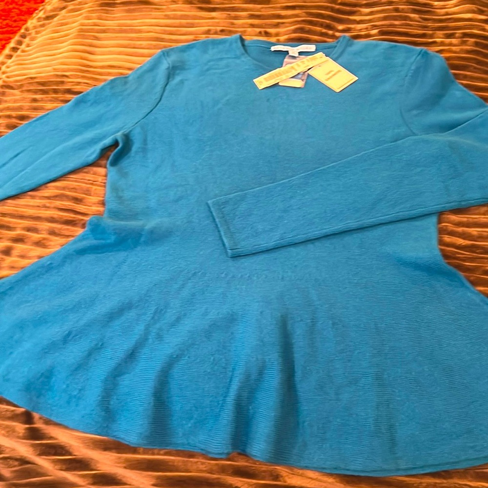Antonio Melani Cashmere sweater size Medium